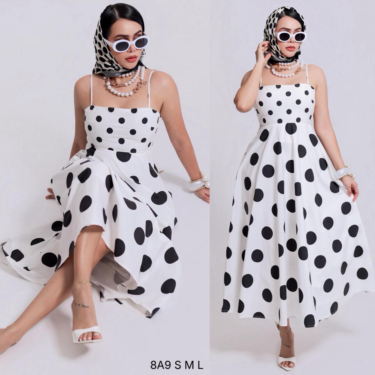Vestido lunares
